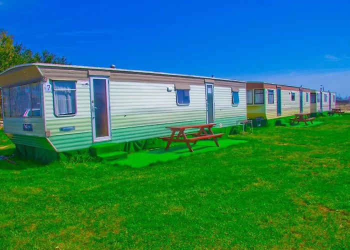 Деревянный коттедж Holenderskie Red Ice Владыславово